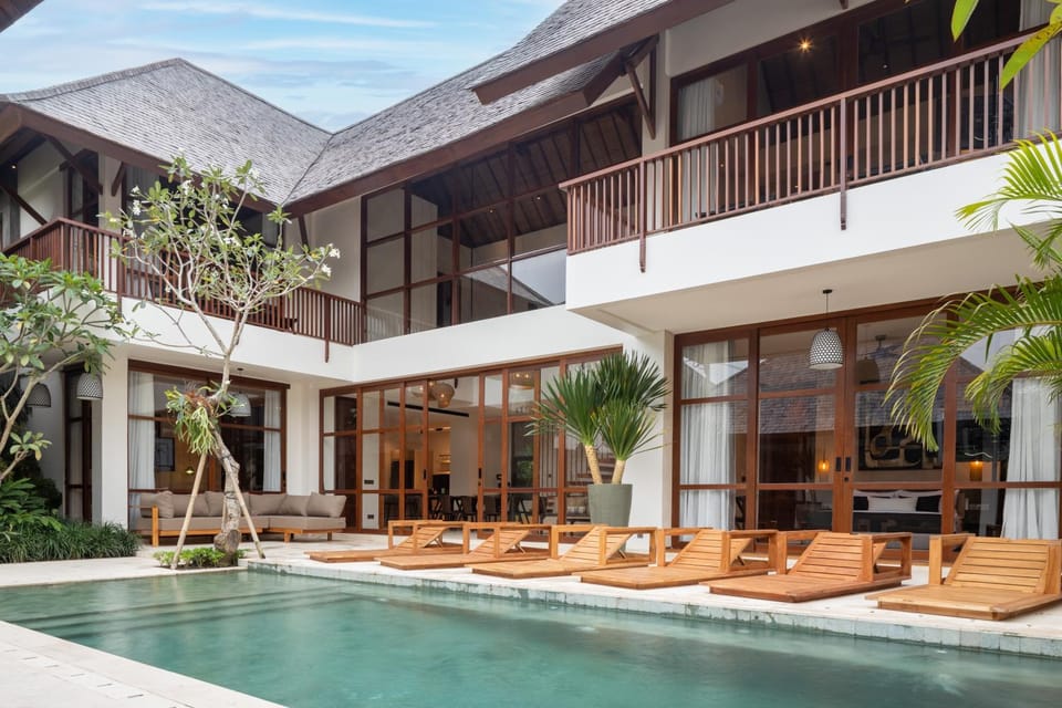 Property building, Pool view, sunbed