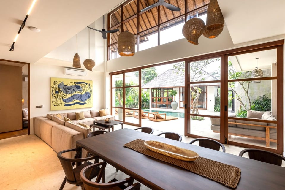 Living room, Seating area, Swimming pool