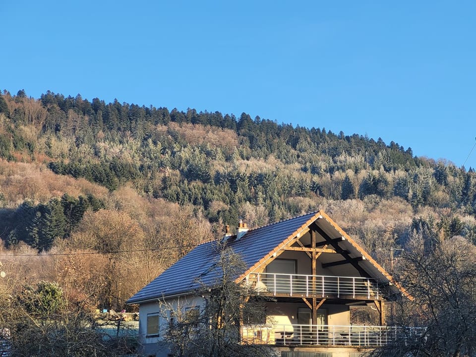 Property building, Natural landscape, Mountain view