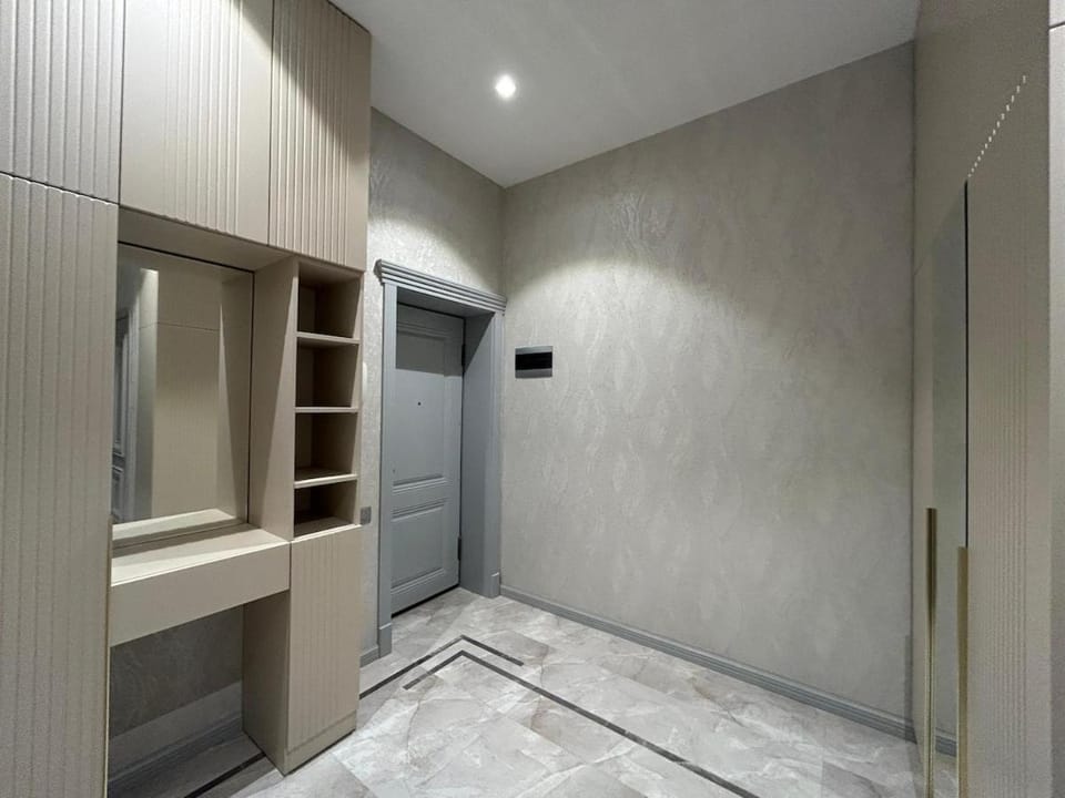 Stylishly Renovated Flat in City Apartment in Baku