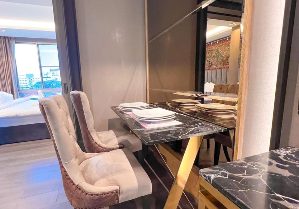 Modern Luxury 1BR at Night Bazaar Chiang Mai Apartment in Chiang Mai