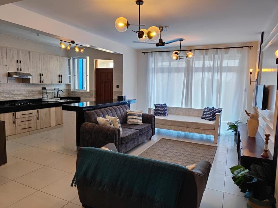 Balcony/Terrace, Living room, Decorative detail, Decorative detail, Seating area, kitchen, kitchen