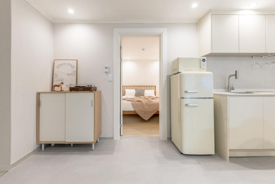 Kitchen or kitchenette