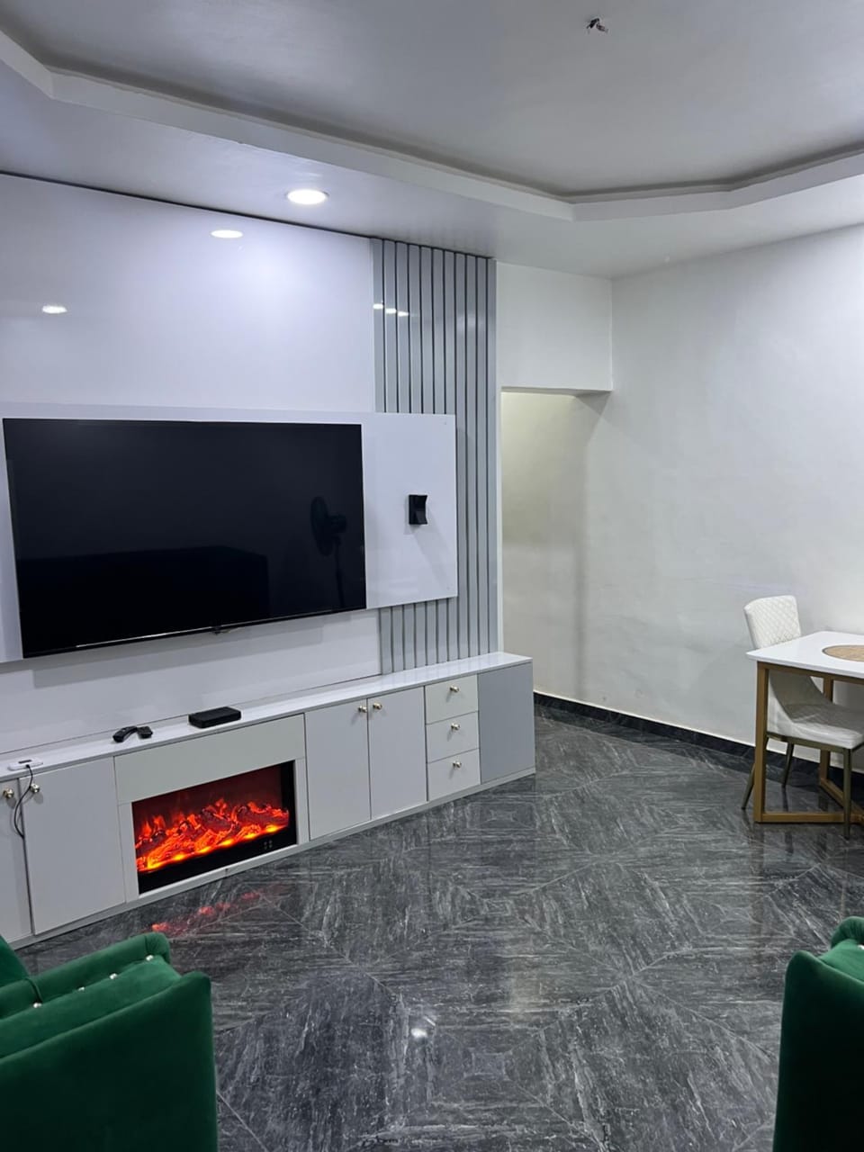 TV and multimedia, Living room