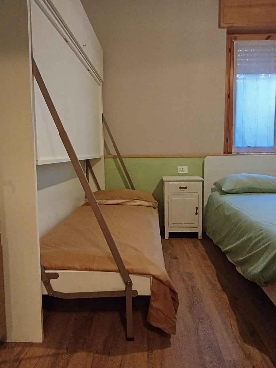 Bed, Bedroom, bunk bed