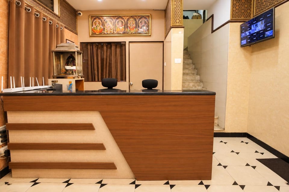Hotel Raaj Bhaavan - US Consulate - Nungambakkam Hotel in Chennai
