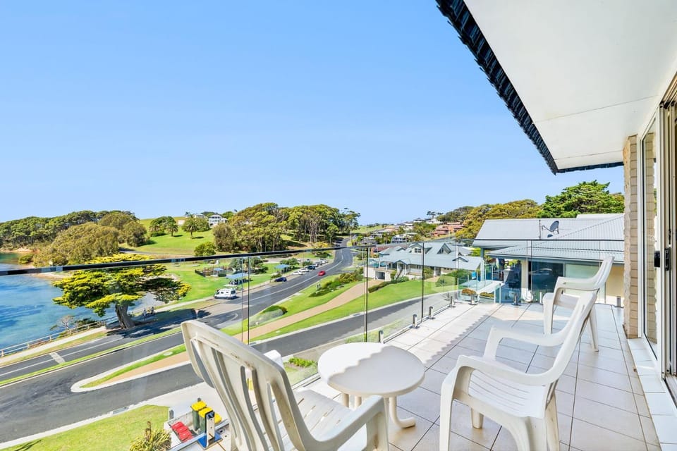 Sapphire Waters Unit 6 Apartment in Narooma