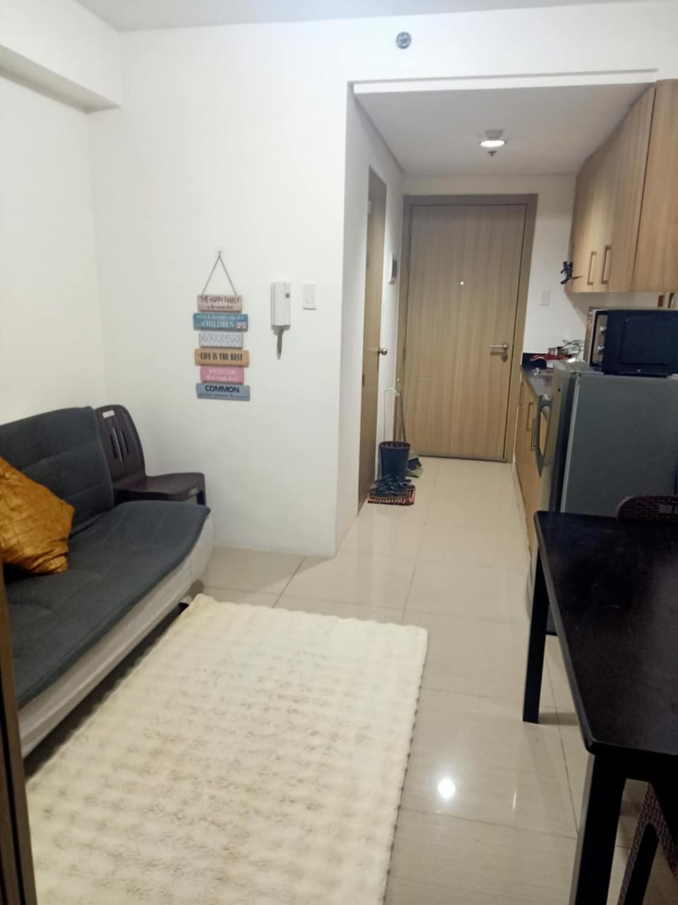 Staycation in Shore Residence's Apartment hotel in Pasay