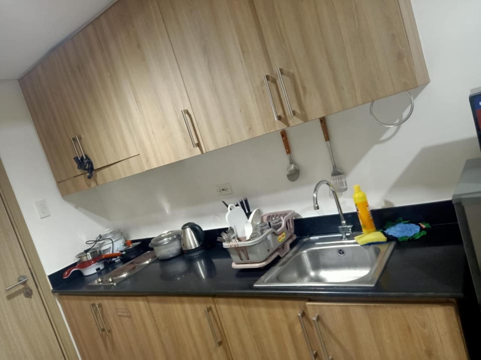 Staycation in Shore Residence's Apartment hotel in Pasay