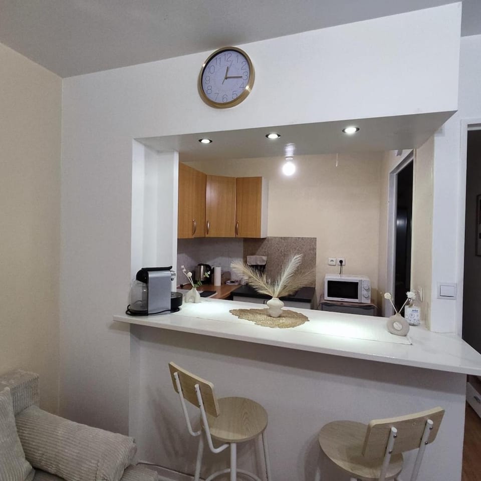 Coffee/tea facilities, Seating area