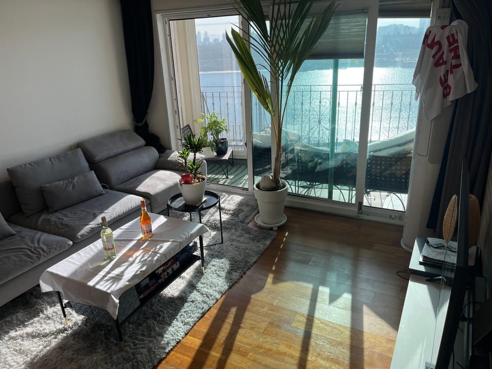 Natural landscape, Balcony/Terrace, Living room
