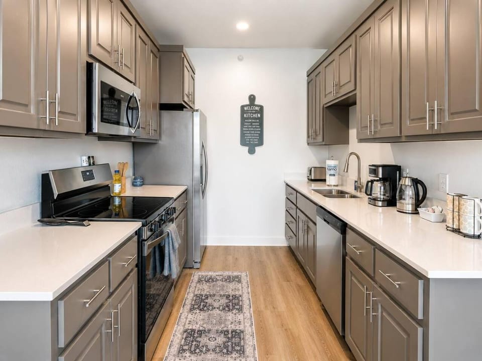 New Modern Stay Near Hot Springs National Park, Suite 102 Apartment in Hot Springs