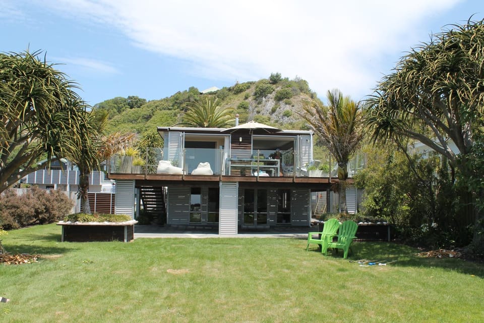 Property building, Garden