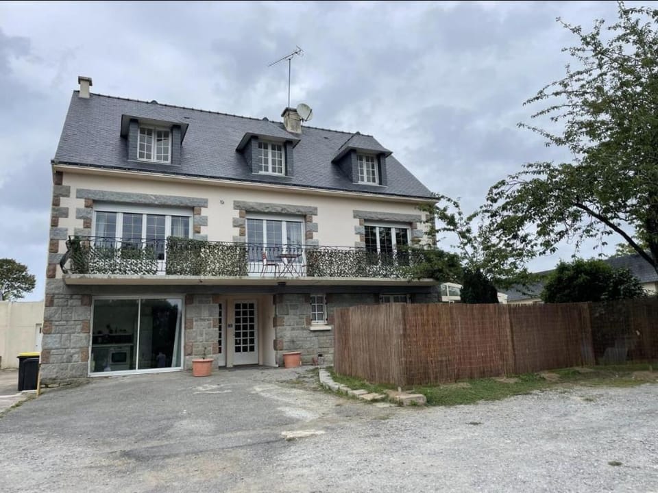 Appartements RDC- 2 kms barrage d'Arzal Apartment in Brittany