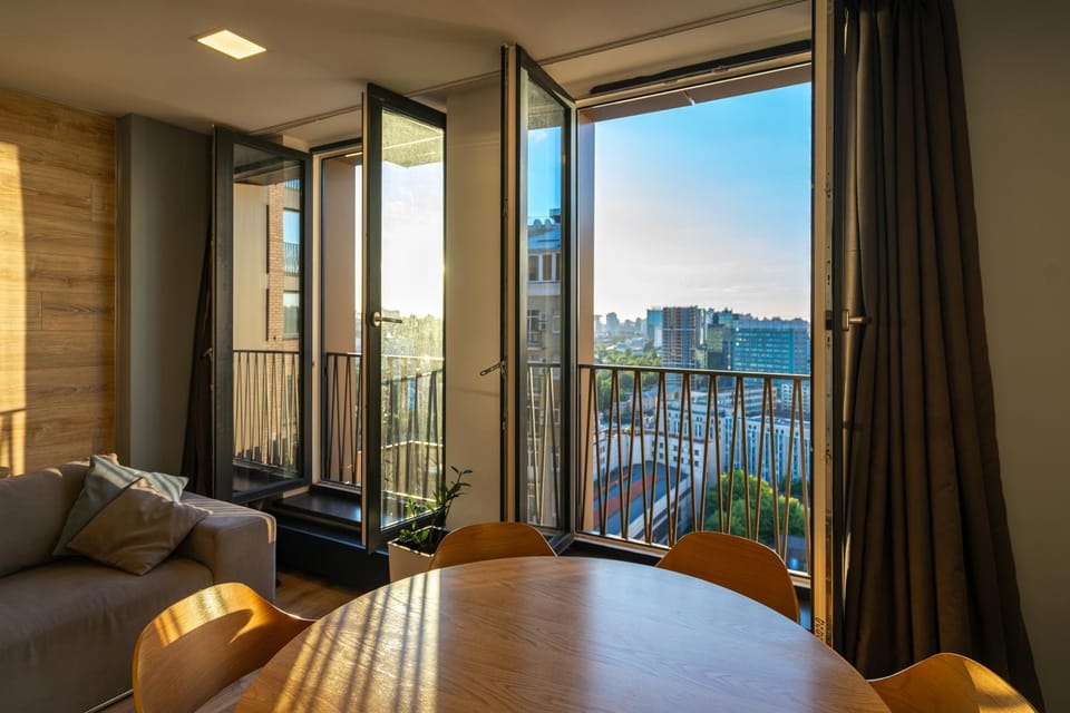 Day, View (from property/room), Living room, Seating area