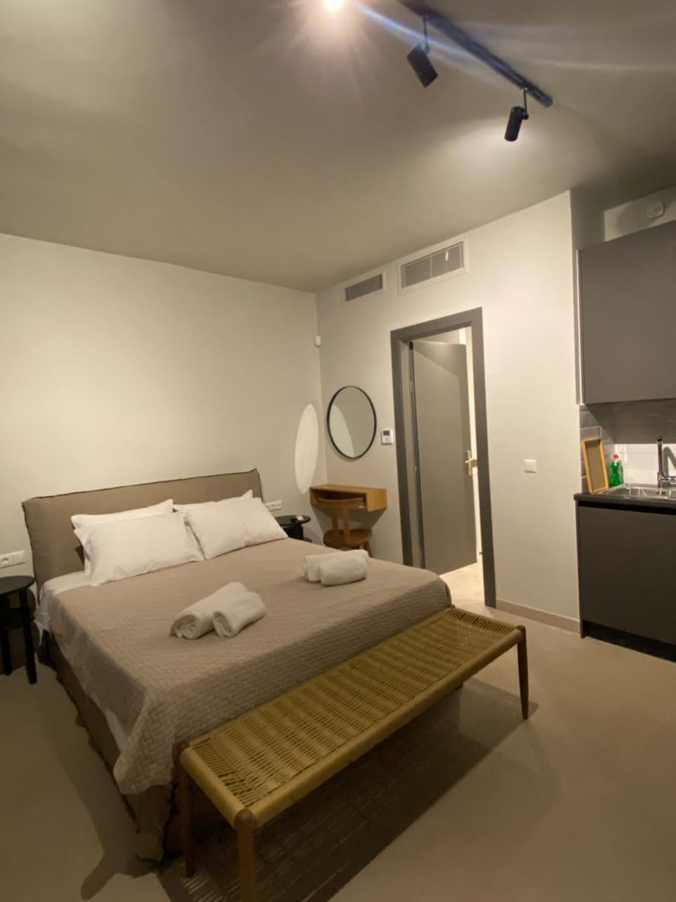 Bed, Photo of the whole room, Bedroom, towels, air conditioner