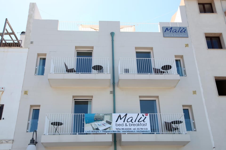 Property building, Property logo or sign