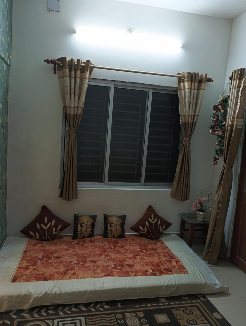 J Stay 1BHK Apartment in Kolkata