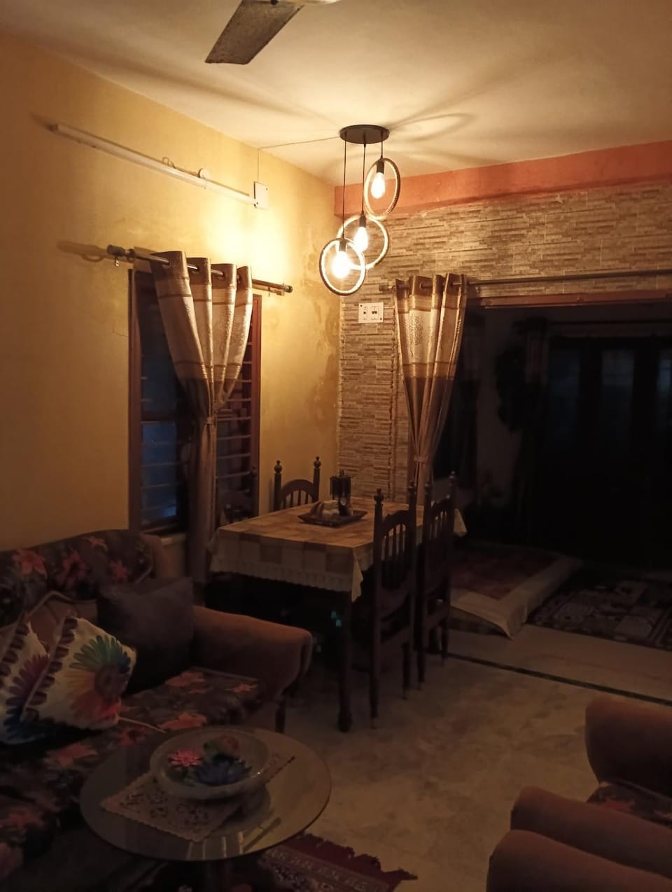J Stay 1BHK Apartment in Kolkata