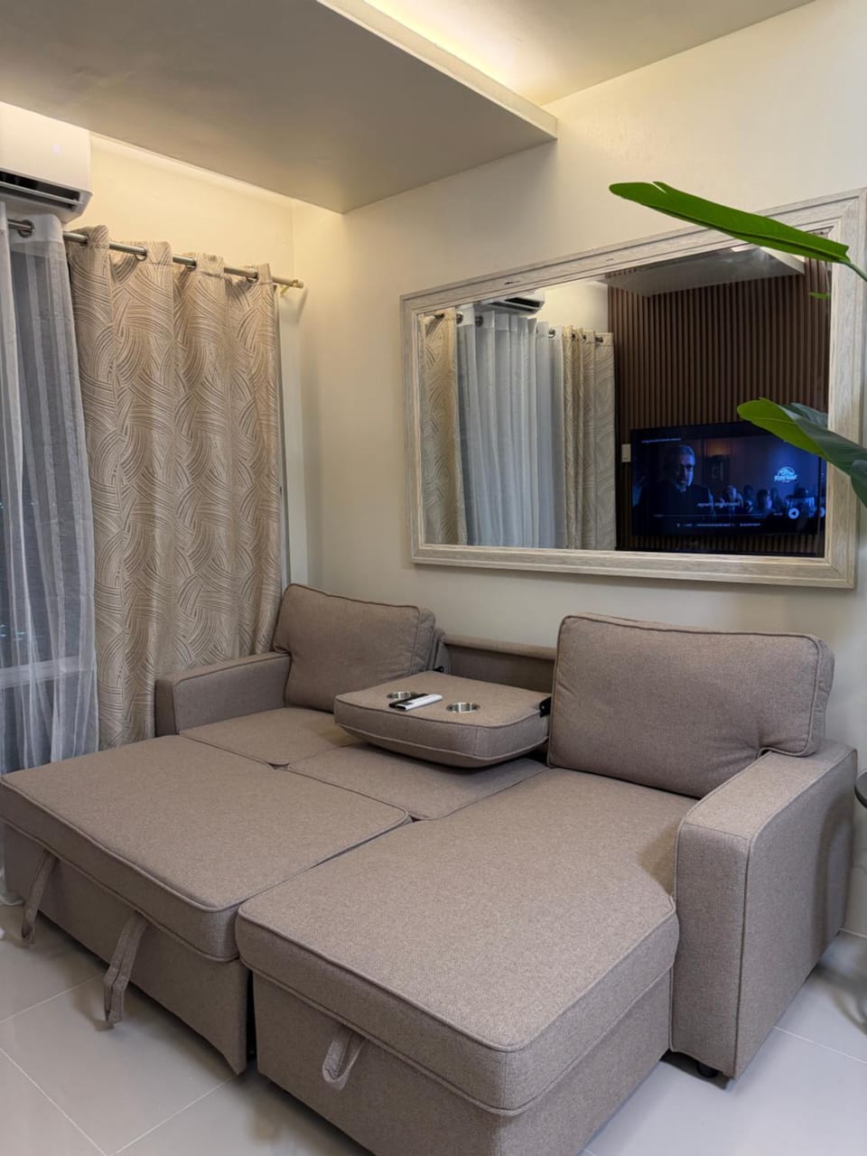 Fireworks View 2 Bedroom - Reynil Apartment hotel in Pasay