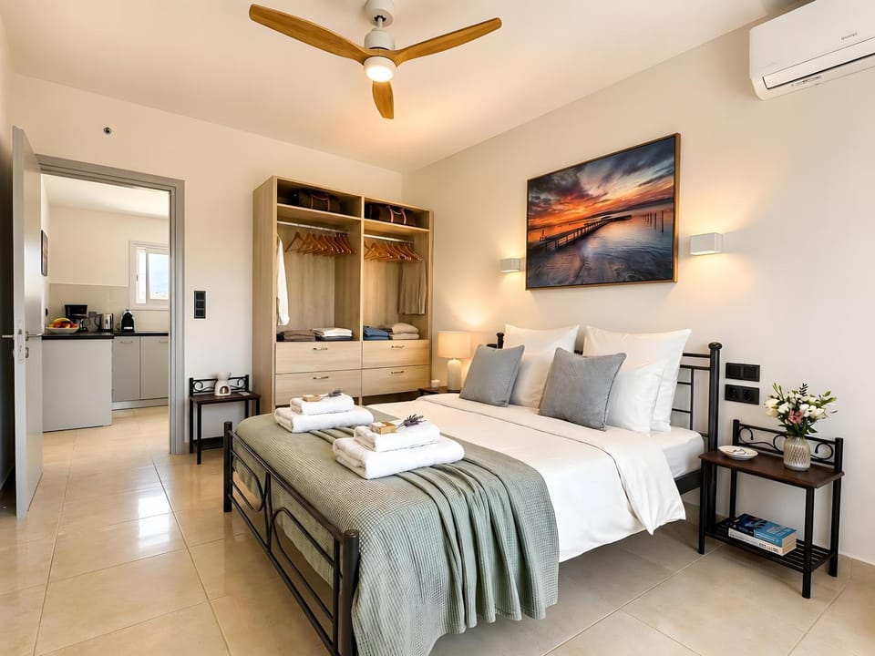 Living room, Bedroom