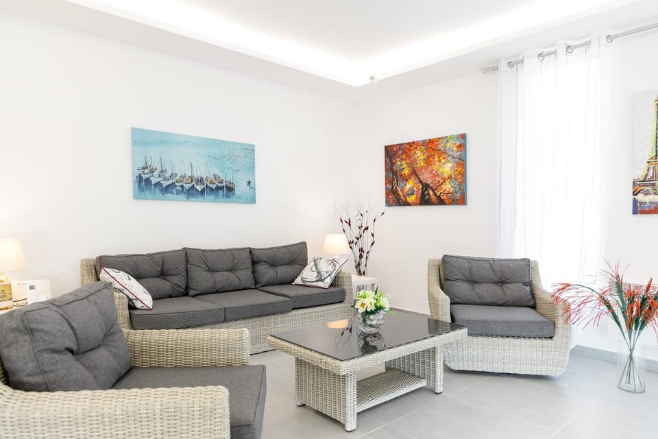 Property building, Living room