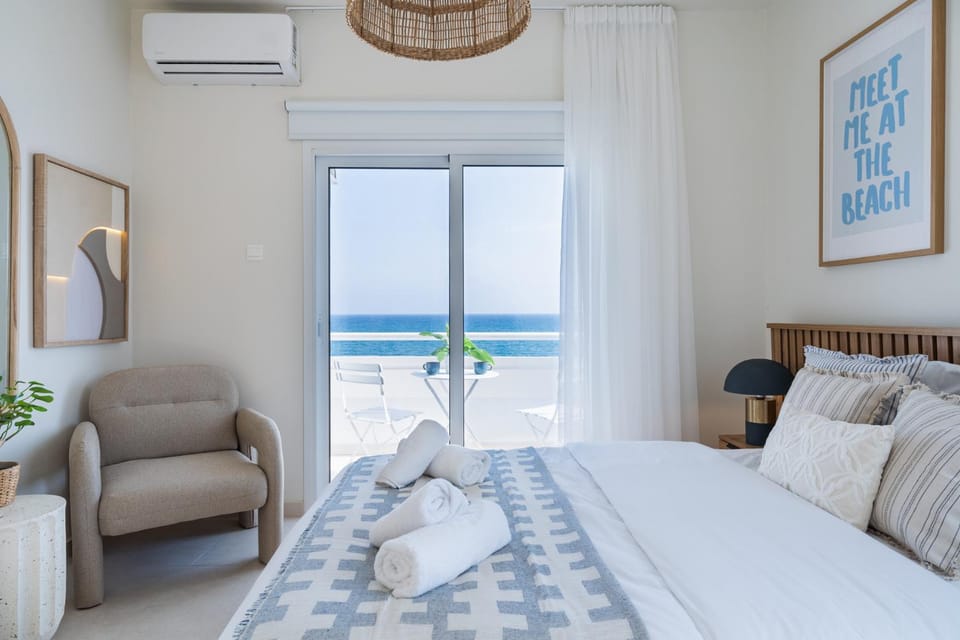 Bedroom, Sea view