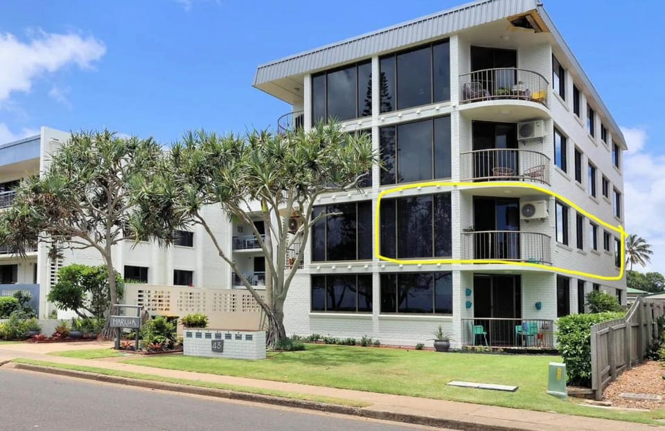 Sunrise on the Esplanade - Oceanfront Apartment Apartment in Bargara