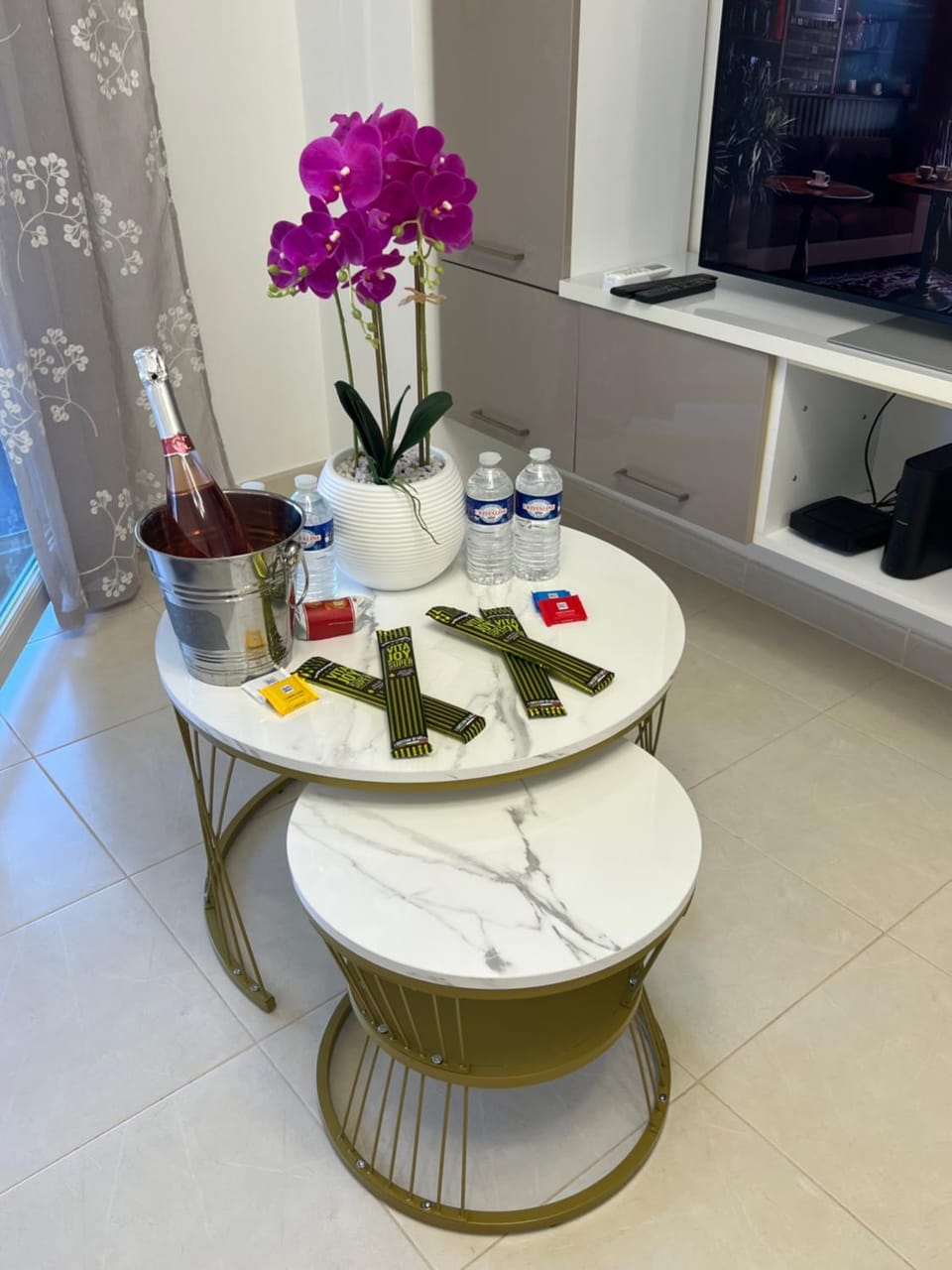 Food and drinks