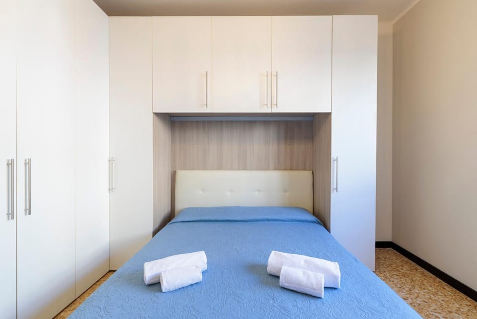 Hostdomus - Black Pearl Apartment in Liguria