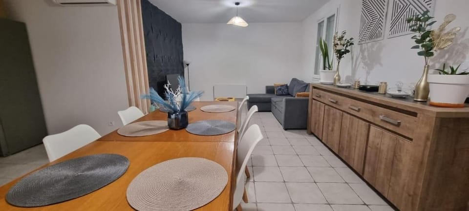 Maison familiale tout équipée House in Occitanie