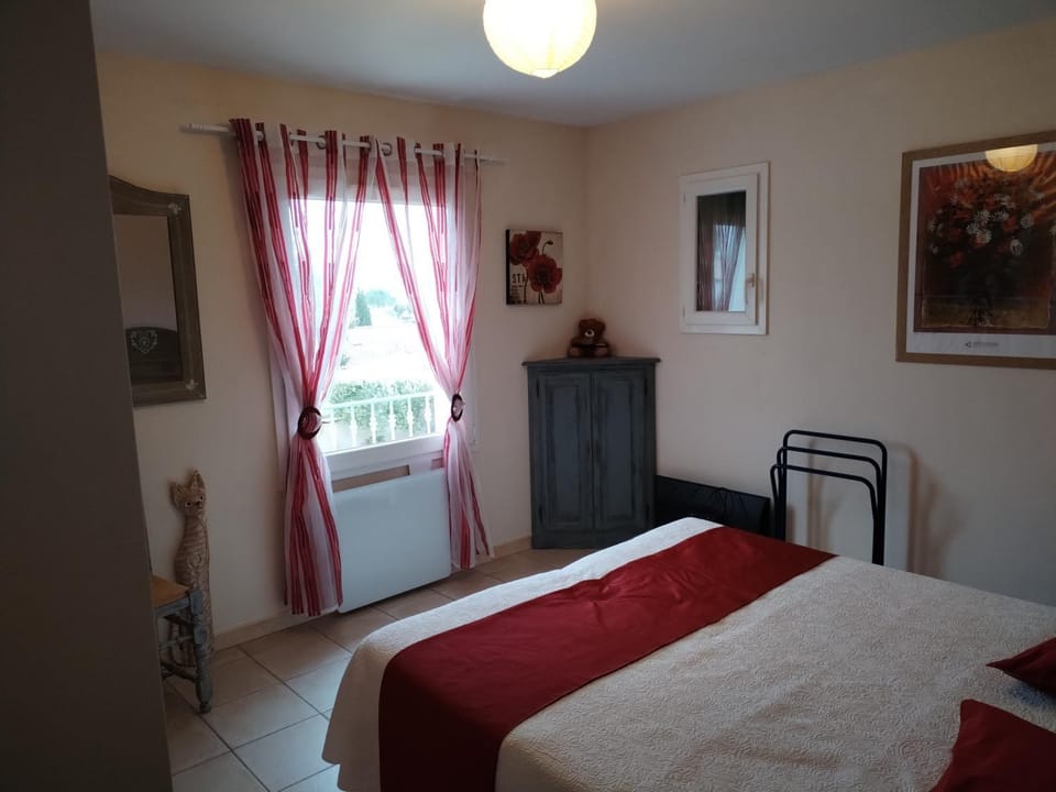 Property building, Living room, Bedroom
