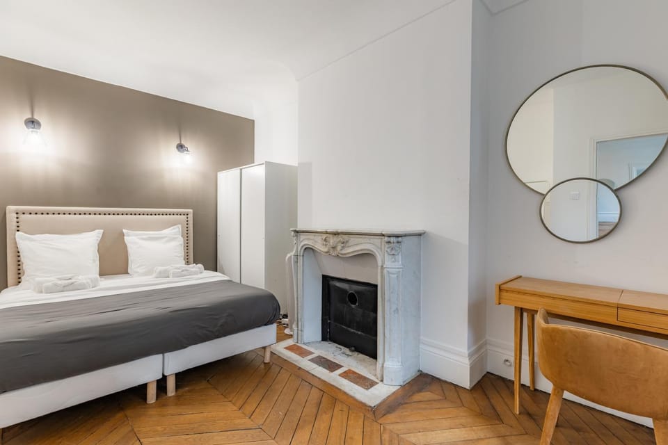 Bed, Bedroom