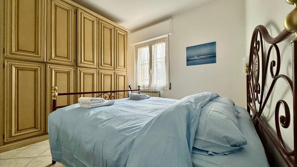 Garage Privato Elegante Bilocale Apartment in Liguria