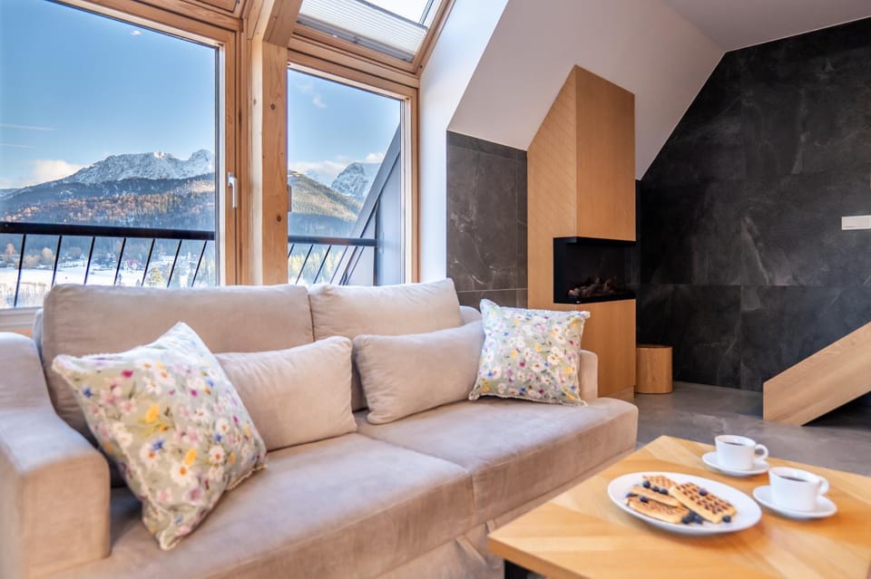 Living room, Seating area, Mountain view