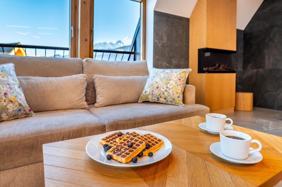 Living room, Seating area, Mountain view