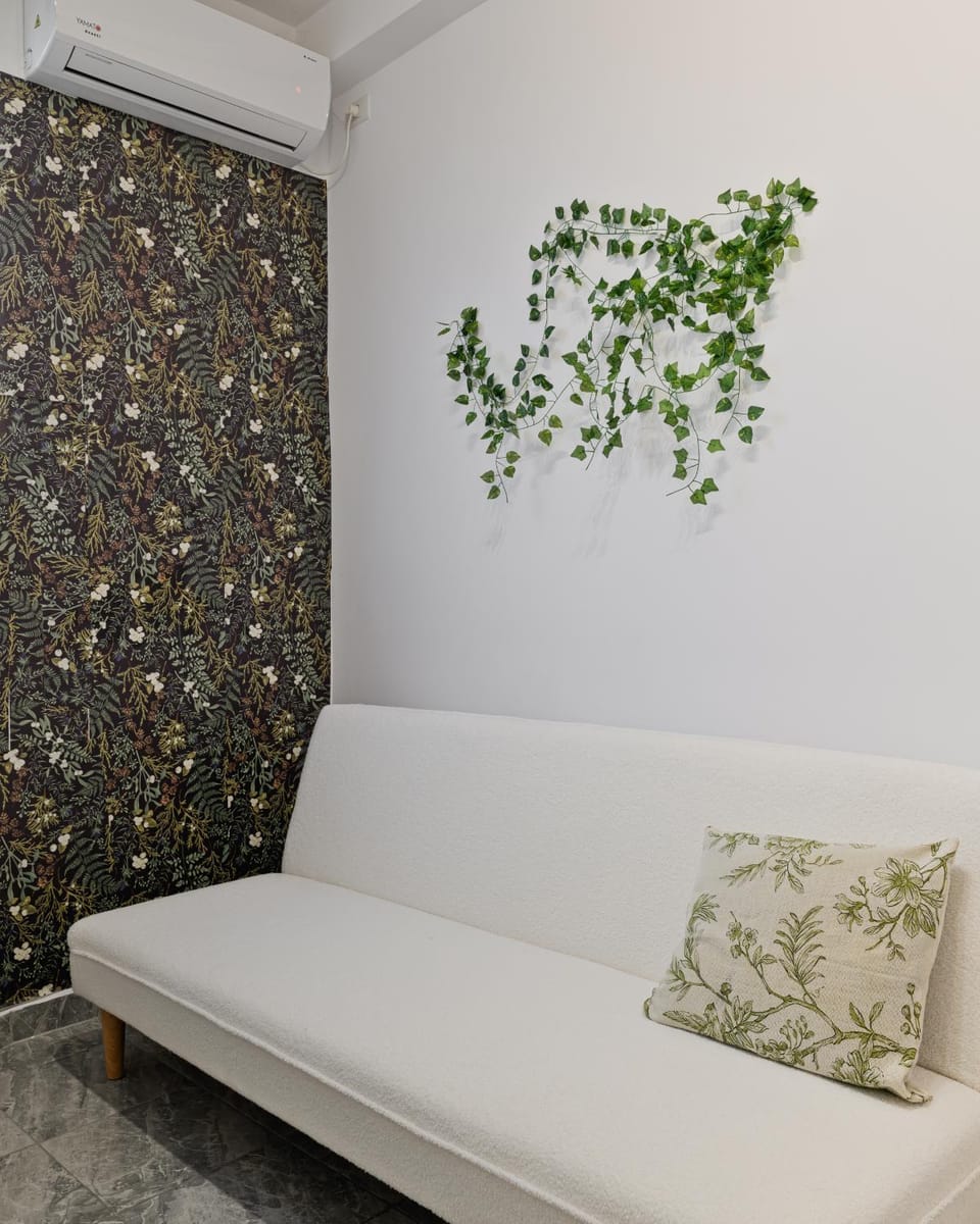 The White Axis with View and Self Check-in Apartment in Bucharest