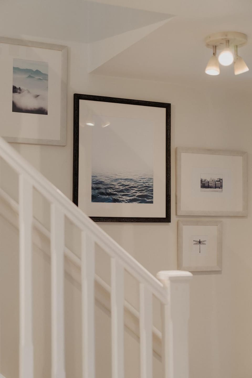 3 Bed House Business Sleeps 5 Location Wifi House in Horley