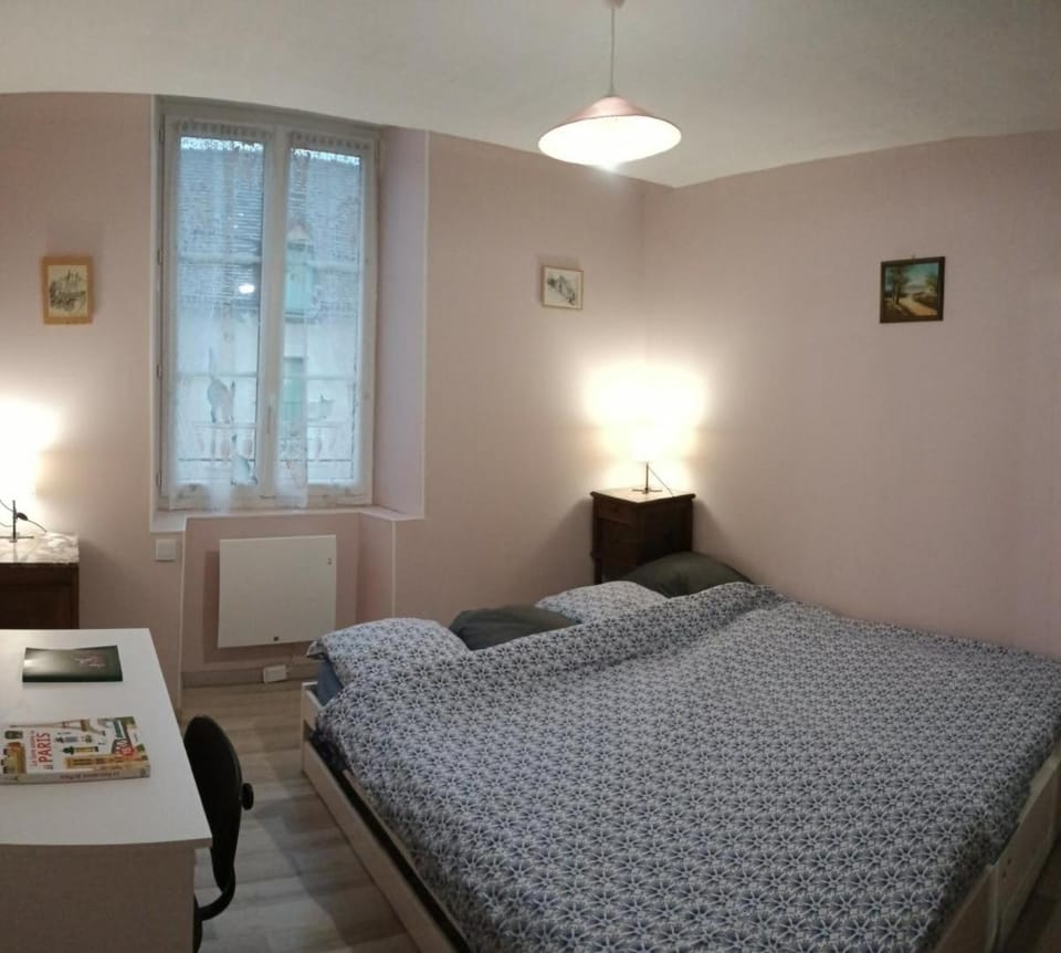Les glycines House in Nouvelle-Aquitaine