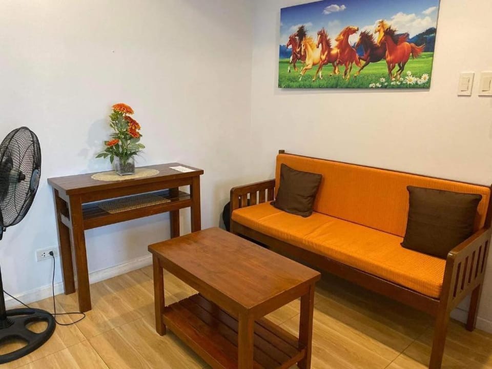 Azure Urban Resort Residence Wavepool A15 near airport Apartment in Paranaque