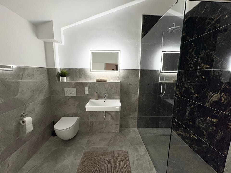 HUGOS Design House - ruhig & modern Apartment in Baden-Württemberg