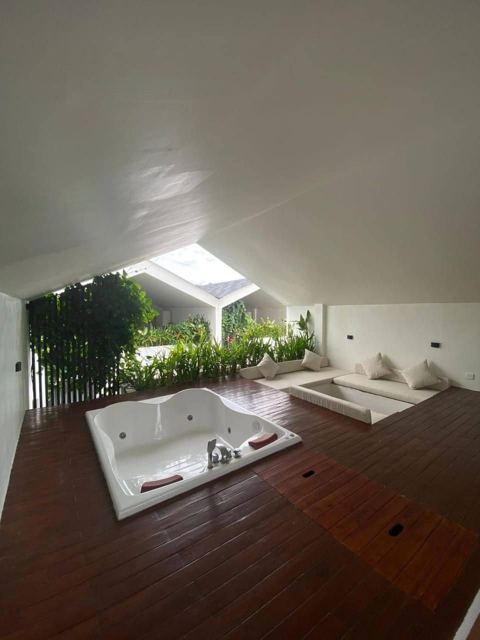Natural landscape, Bath, towels