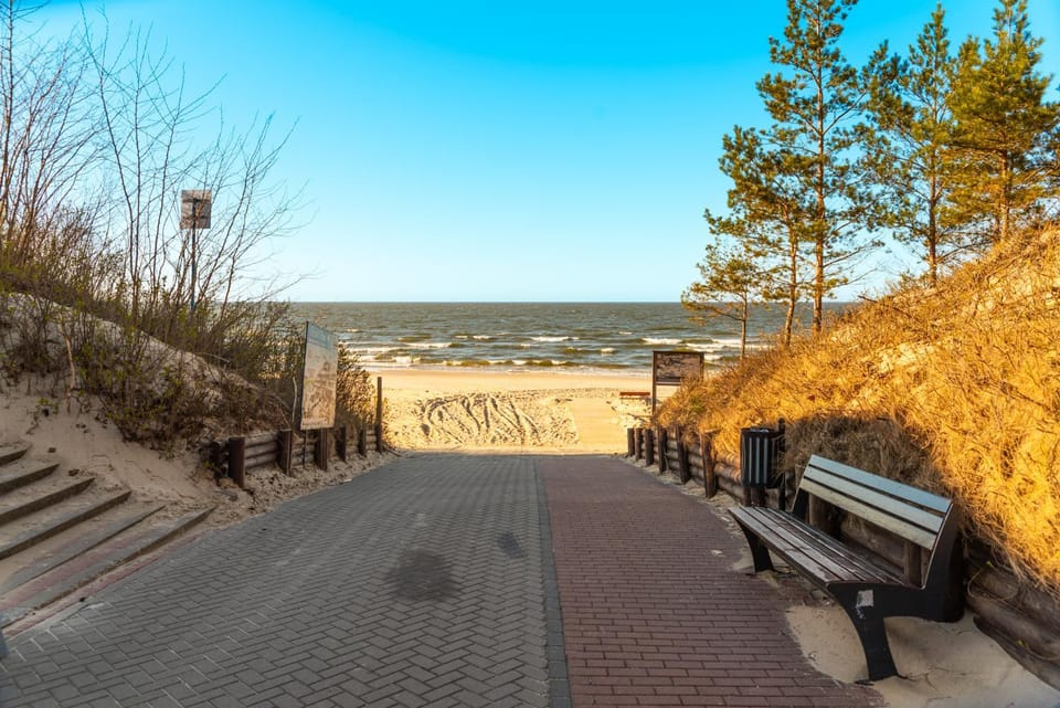 Neighbourhood, Natural landscape