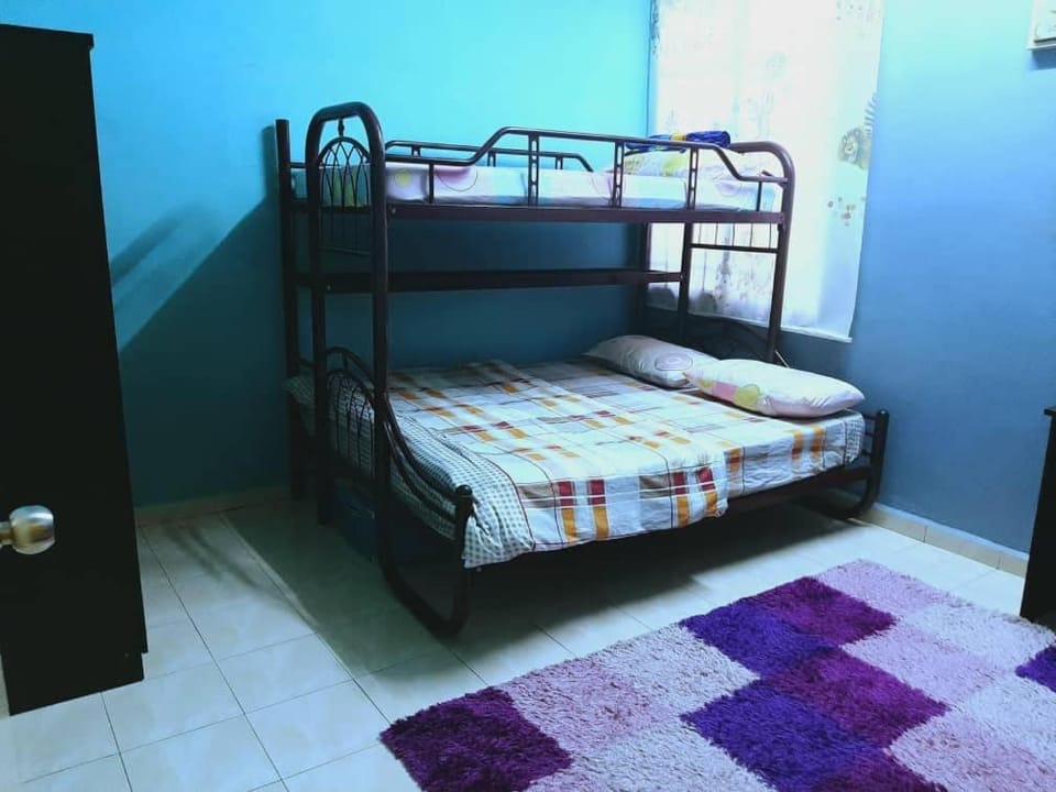 D'Idaman Homestay Kluang - Musli m only House in Johor