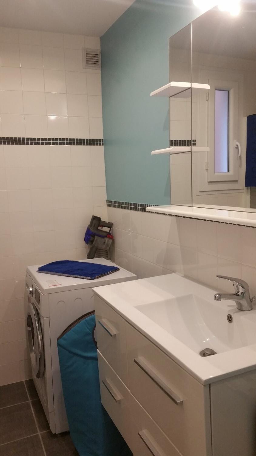 Appartement T2 47m2 avec parking et balcon Apartment in Aix-les-Bains