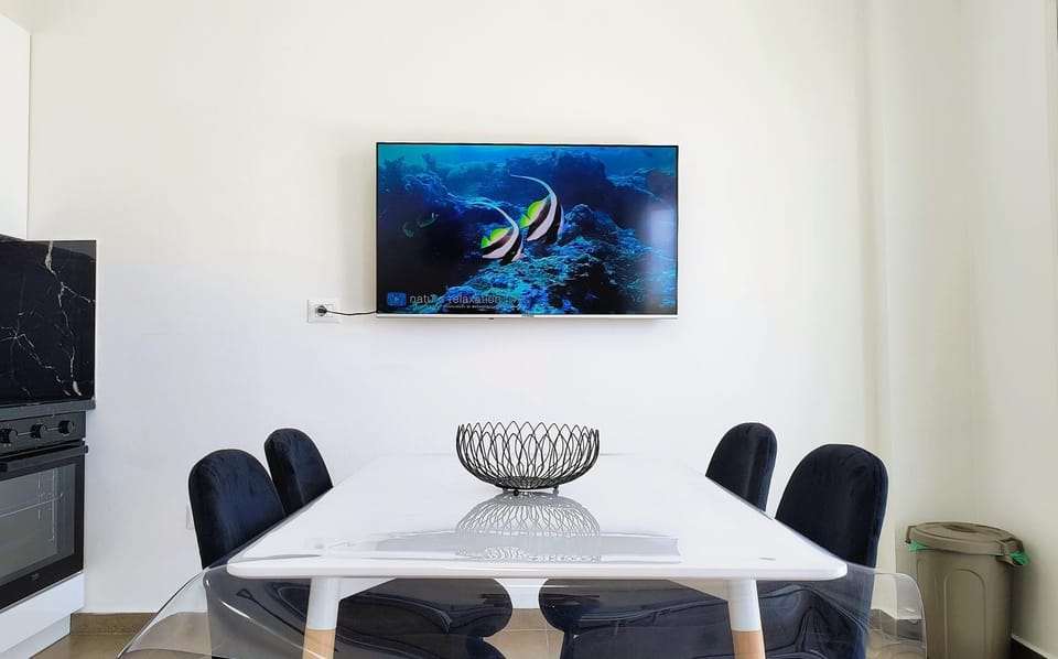 TV and multimedia, Dining area, kitchen