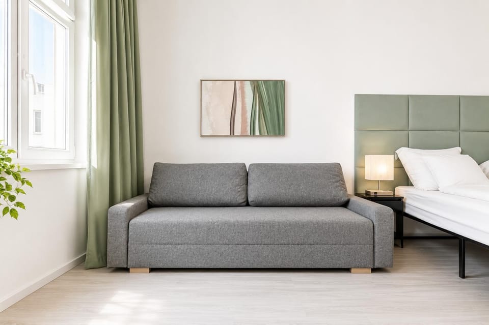 Bed, Seating area, Bedroom