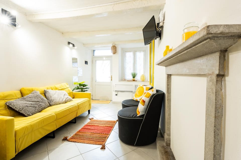 Ca del Zep, a 10 min dal Lago di Como Apartment in Canton of Ticino