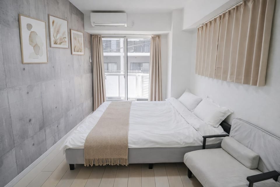 Bed, Photo of the whole room, Bedroom