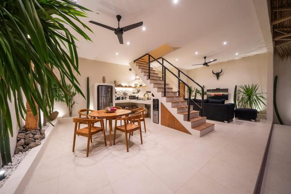 Kitchen or kitchenette, kitchen